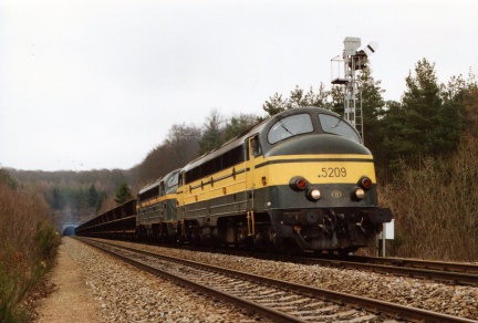 5209  + 5320 04-03-1992 003