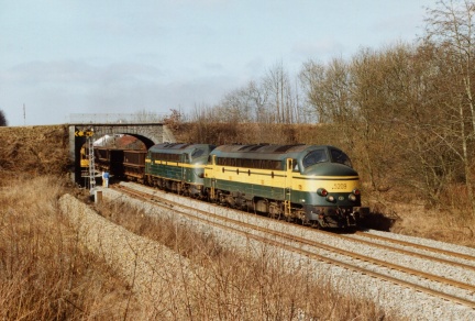 5209  + 5320 04-03-1992 004