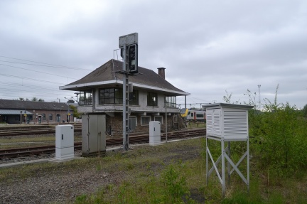 Blokpost + Desiro 08567 + rangeer spoor 14 05 2016 Gouvy (101)